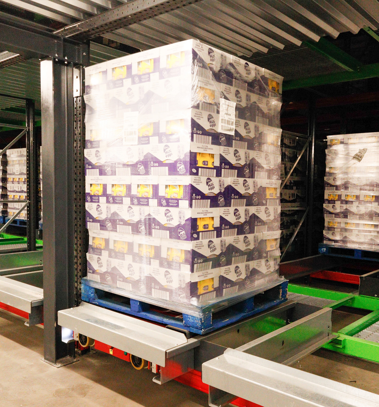 Moffett AS/R Taxi System for food and beverage cold storage
